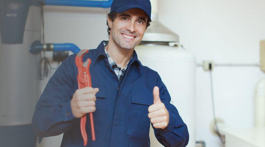 Local expert plumbing services in Haubstadt, IN